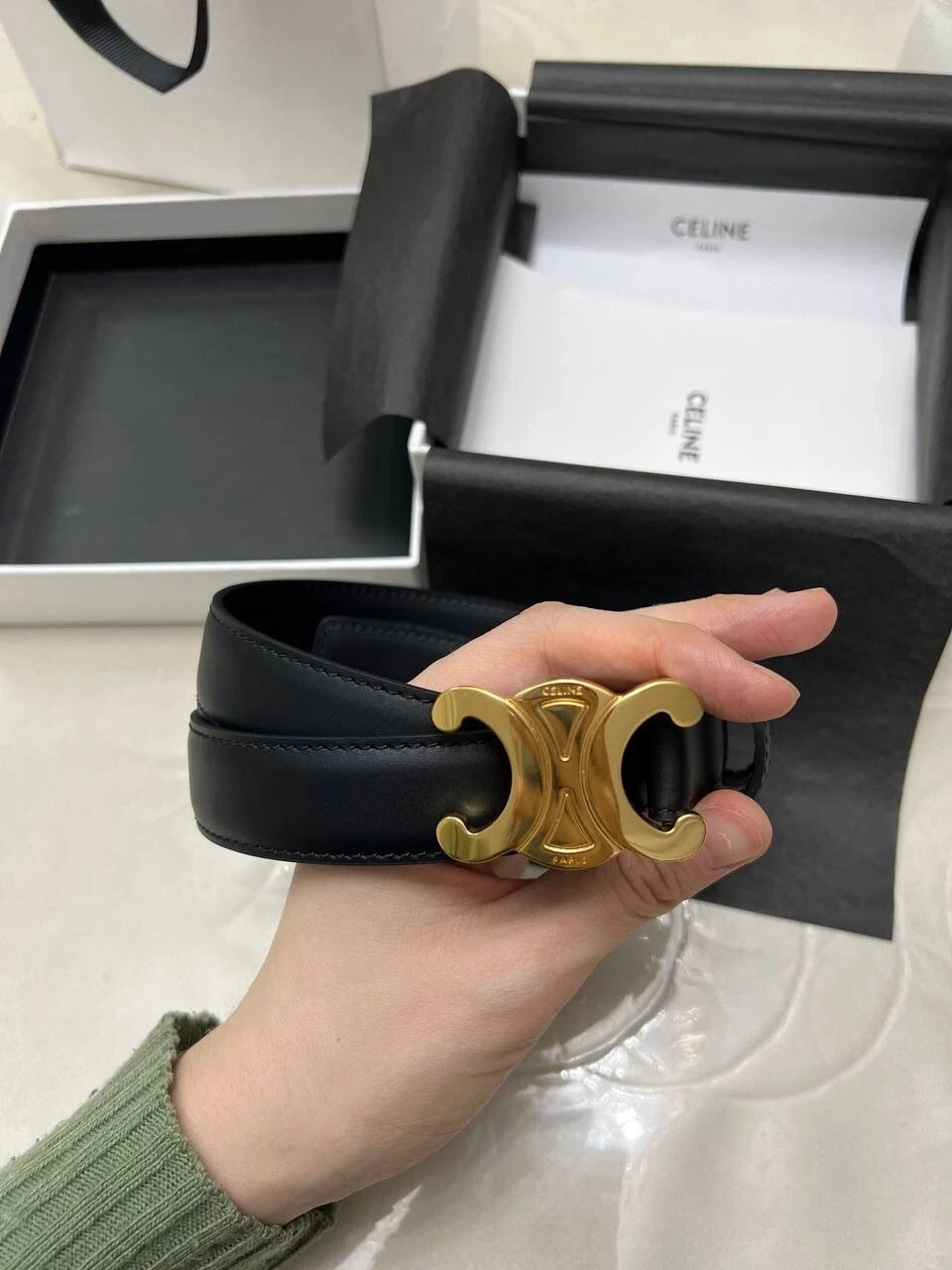 Celine medium triomphe belt in taurillon leather black - Image 3